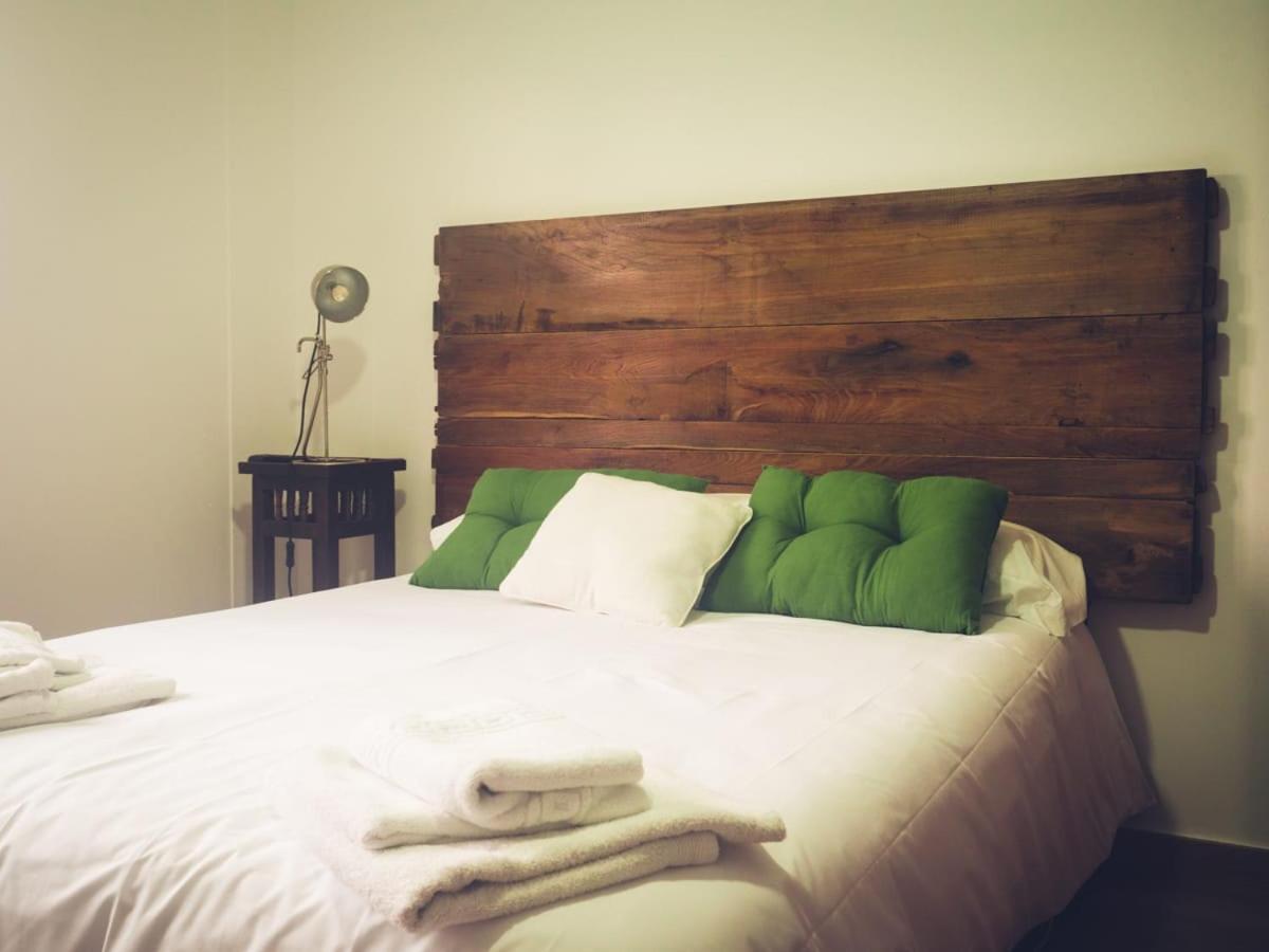 A Cochera Hostel Ферроль Екстер'єр фото